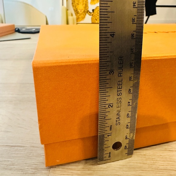 Designer Authentic Louis Vuitton bag storage box - large - Picture 3 of 4